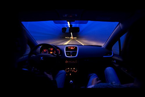как водить авто в ночное время